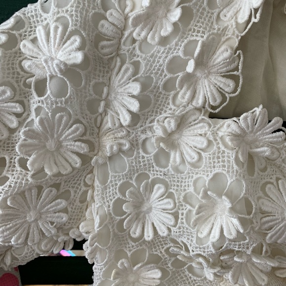 Vintage Wedding Dress- 1960s Alfred Angelo designed by Edythe Vincent 27”W 36”H - Picture 11 of 12